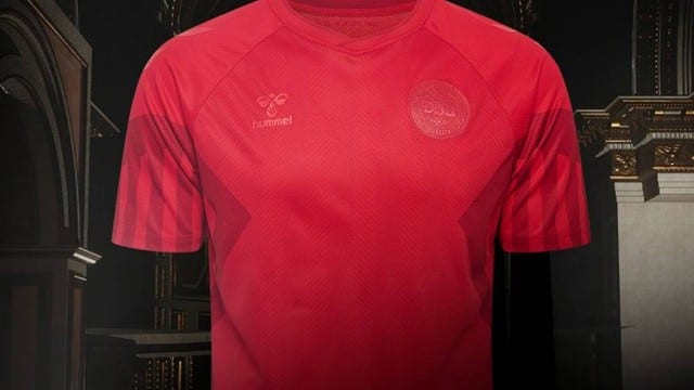 Fornecedor da Dinamarca lança uniformes de protesto para Copa