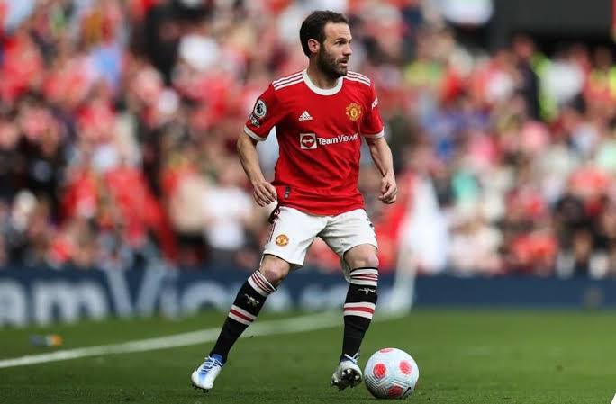 Galatasaray contrata meio-campista Juan Mata