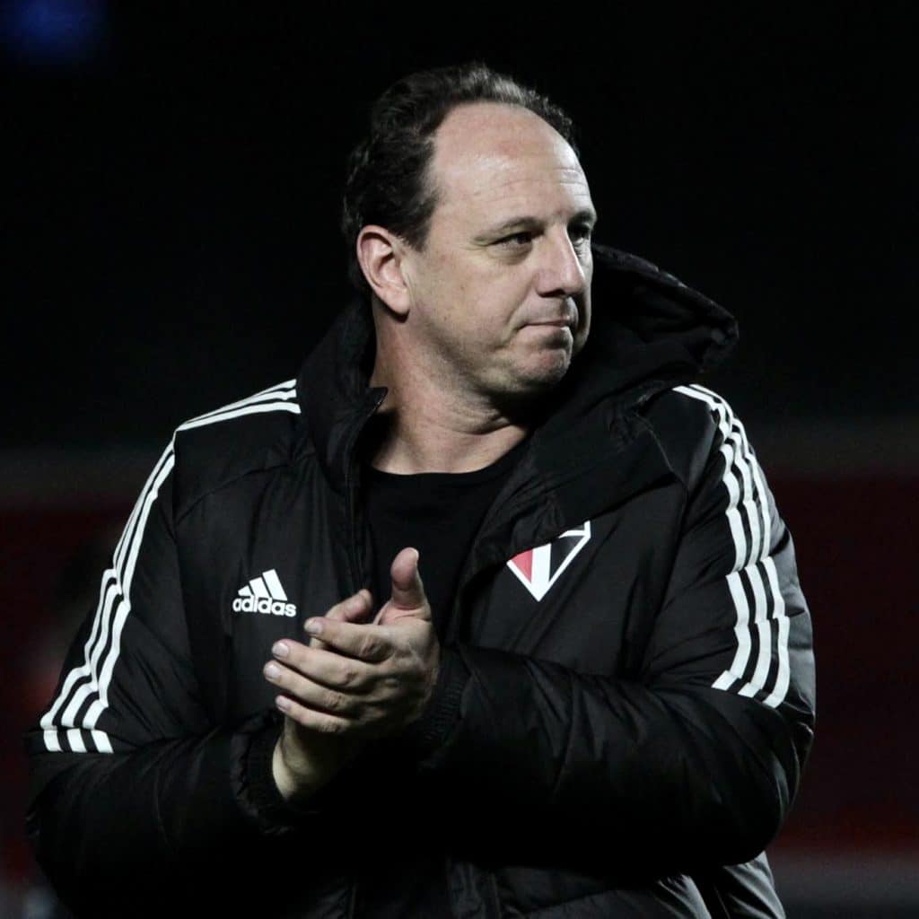 “A história fica para sempre”, diz Rogério Ceni sobre ser campeão