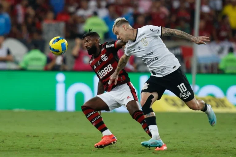 Flamengo x Corinthians: onde assistir ao vivo, horário e escalação