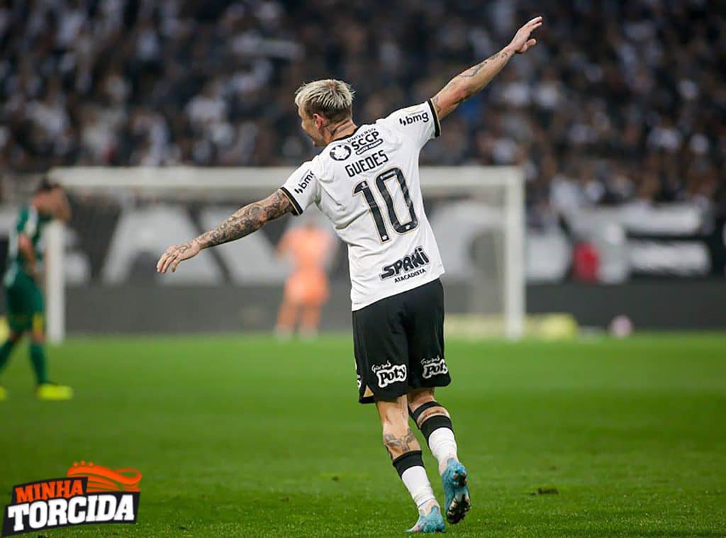 Róger Guedes celebra momento positivo no Corinthians e alfineta Vítor Pereira