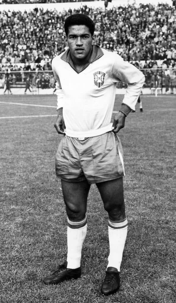 Histórias da Copa do Mundo: Garrincha, a lenda com as pernas tortas