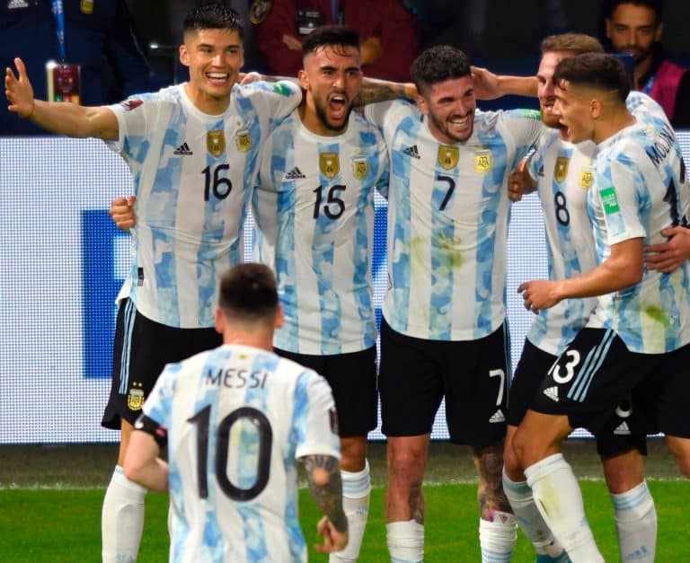 Argentina está a uma vitória de recorde mundial
