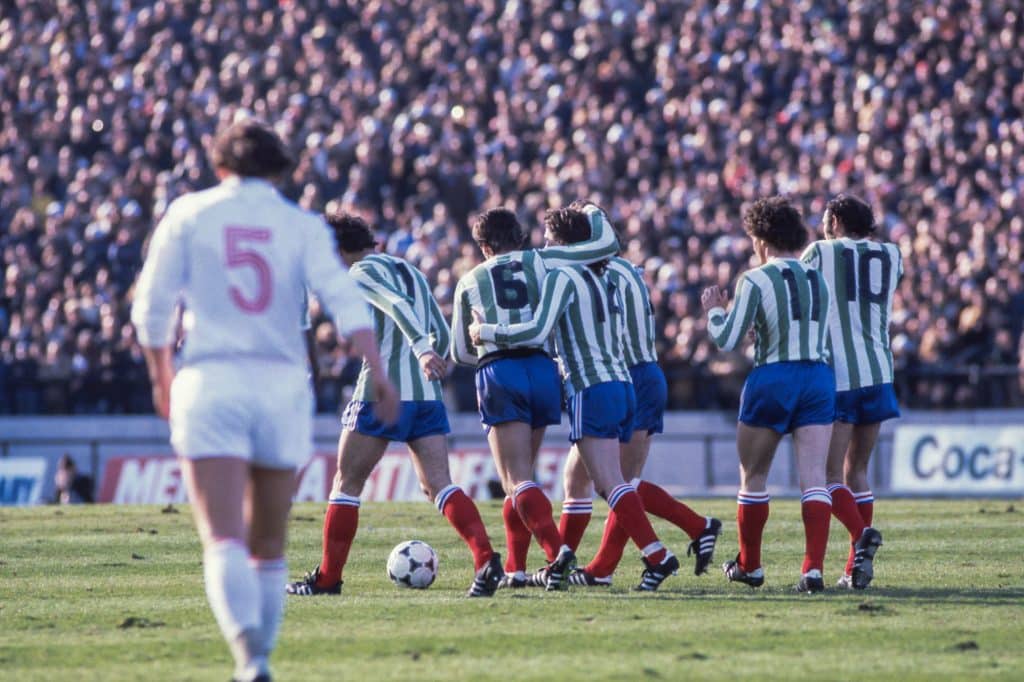 Histórias da Copa do Mundo: Les Bleus jogam de verde e branco (1978)