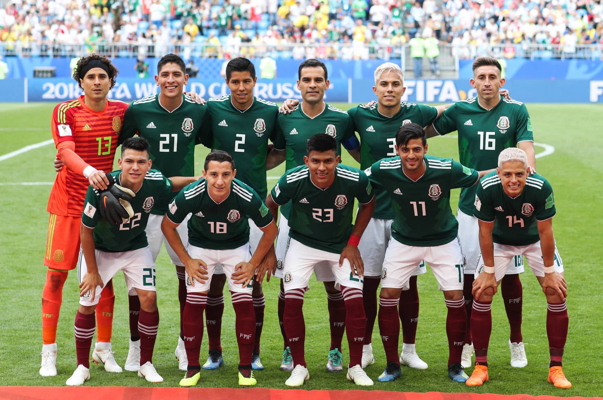 Seleção do México tira foto na Copa do Mundo na Rússia, partida foi disputada entre México e Brasil.