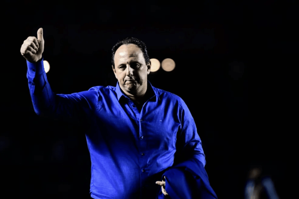 Rogério Ceni garante permanência em meio ao caos