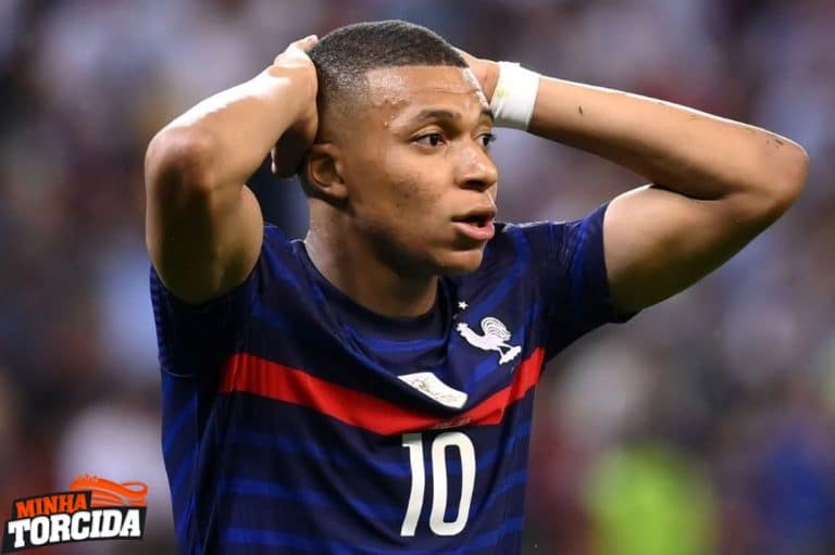França busca escapar da “maldição” dos campeões na Copa