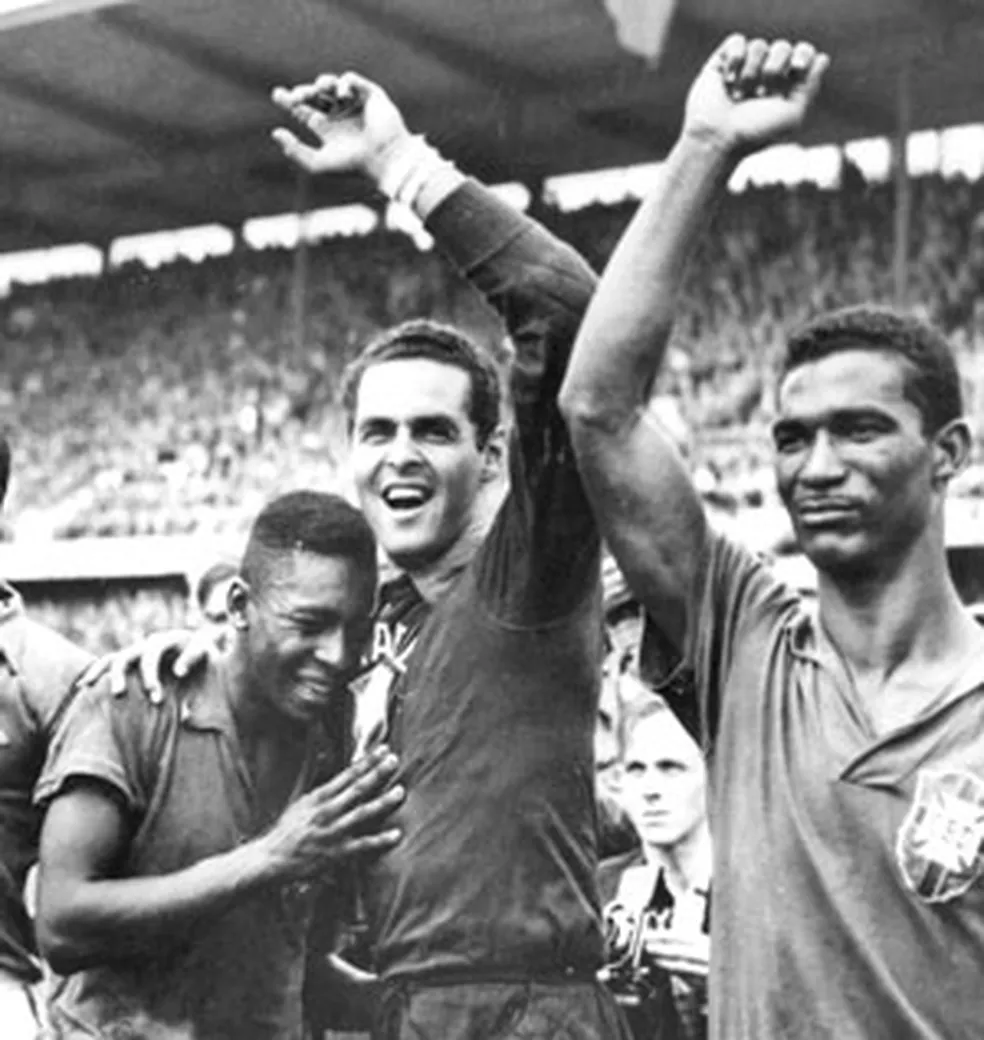Copa do Mundo 1958 - Pelé, Gilmar e Didi (à direita)