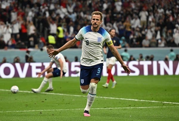 Harry Kane marca contra a França e se supera a Wayne Rooney como maior artilheiro da seleção inglesa