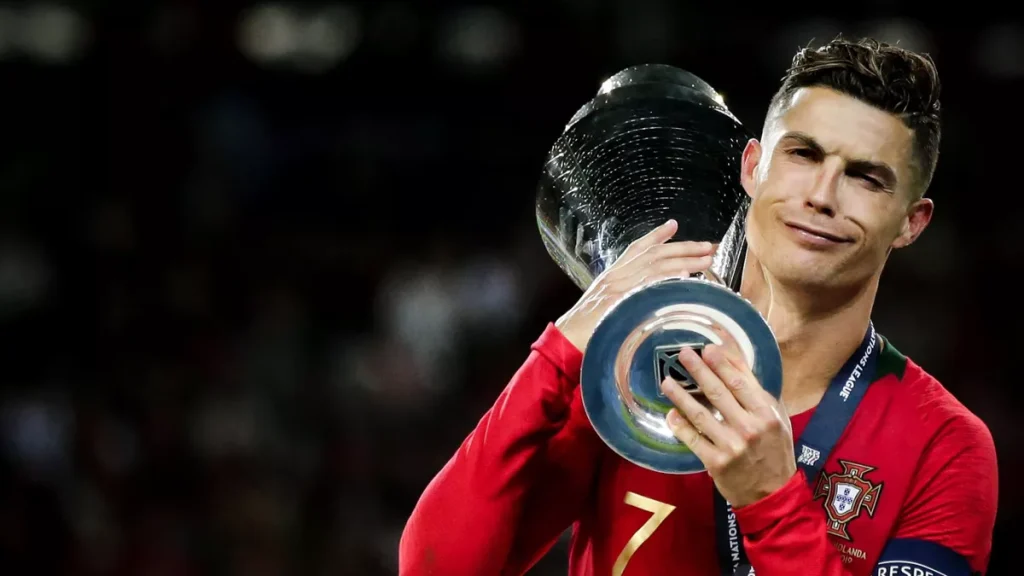 Cristiano Ronaldo não irá se aposentar e faz planos para Eurocopa 2024