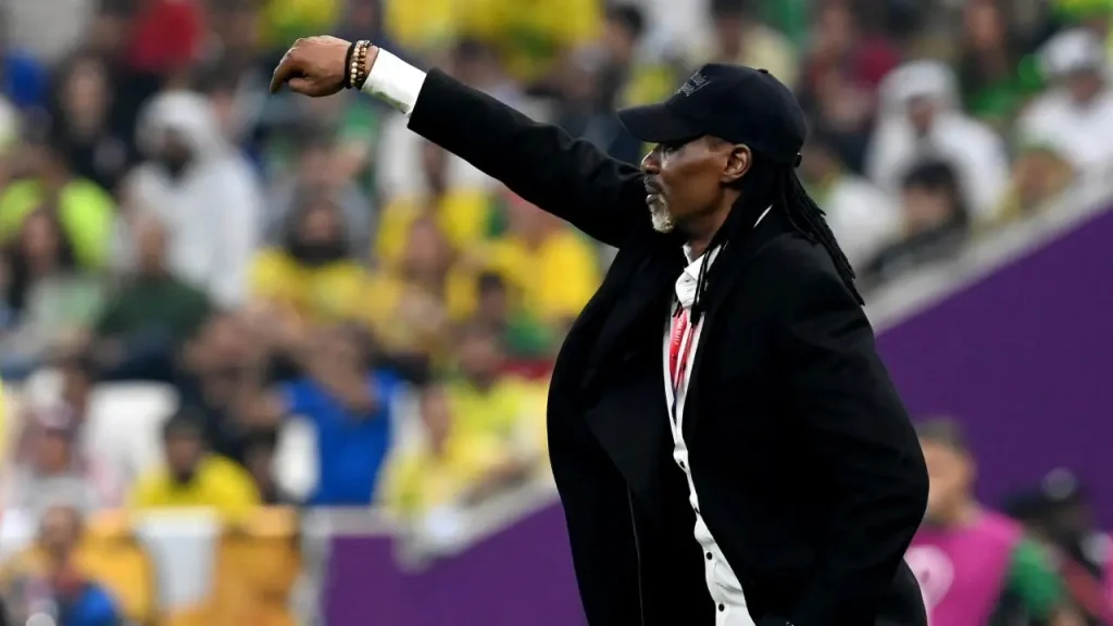 Rigobert Song quebra marca histórica após vitória de Camarões sobre o Brasil