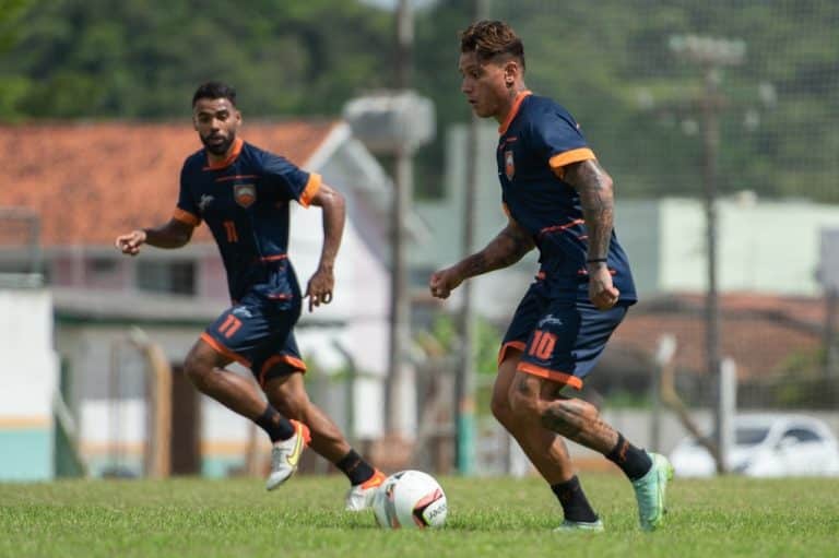Ex-Fluminense, meia Dudu Figueiredo comemora acerto com o Camboriú para a disputa do Catarinense