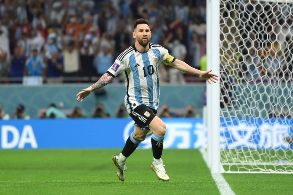 Batistuta prevê que Lionel Messi irá quebrar seu recorde na Copa do Mundo