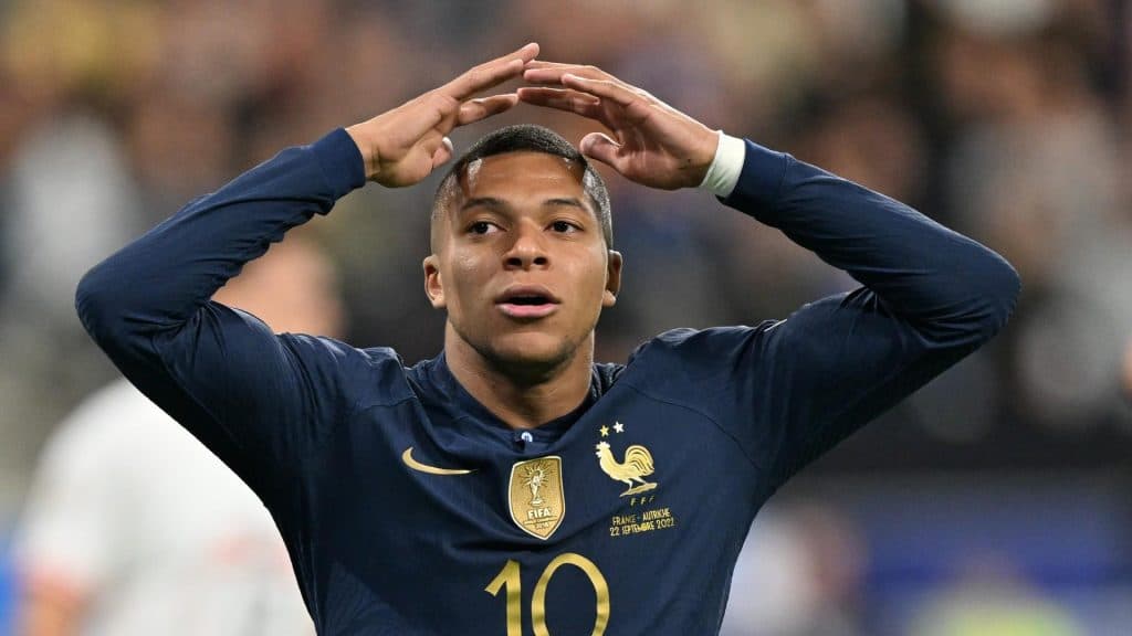 Nike comete gafe em anúncio da camisa da Seleção Francesa