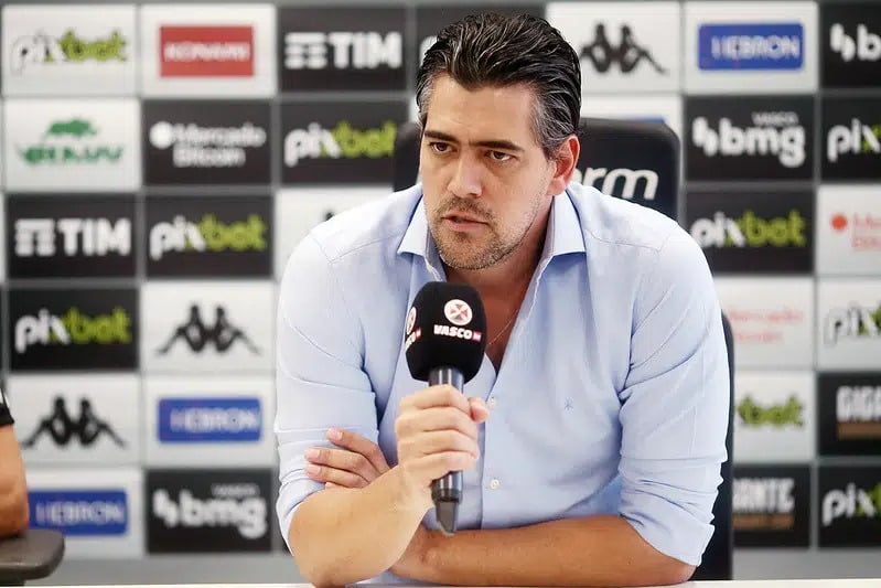 Vasco anuncia diretor técnico e treinador; veja