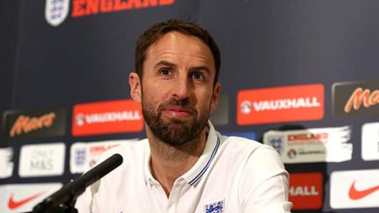 Técnico da Inglaterra poderá ficar na seleção após a eliminação na Copa do Mundo