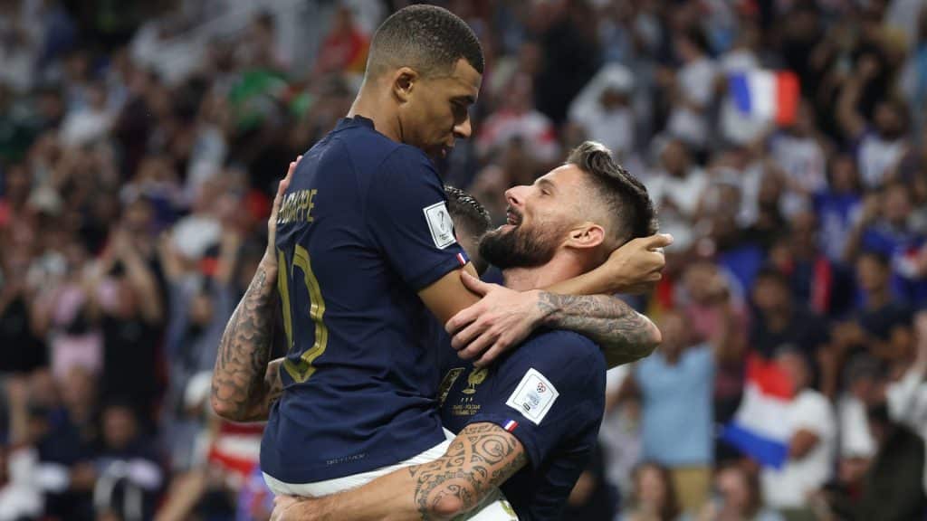 Giroud, Griezmann e Lloris quebram recordes históricos pela França