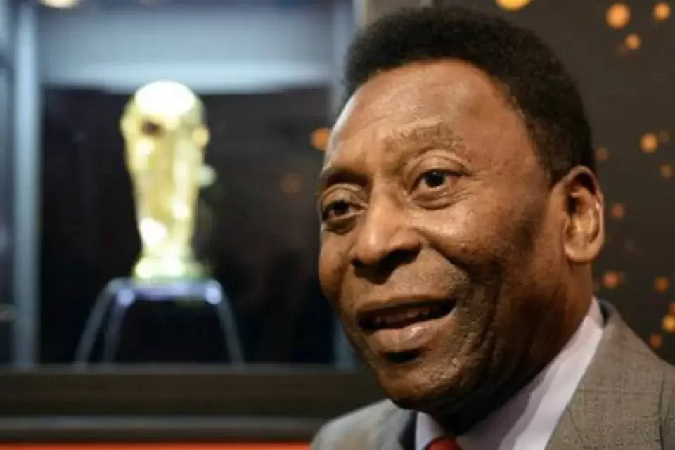 Pelé: hospital atualiza boletim e preocupa fãs do Rei do Futebol