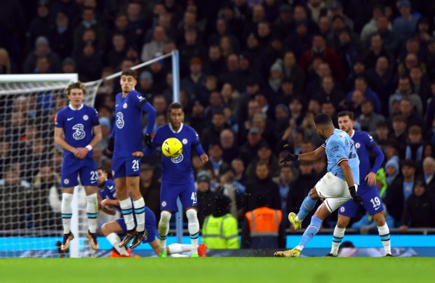 Defesa de centavos e custo de milhões para o Chelsea