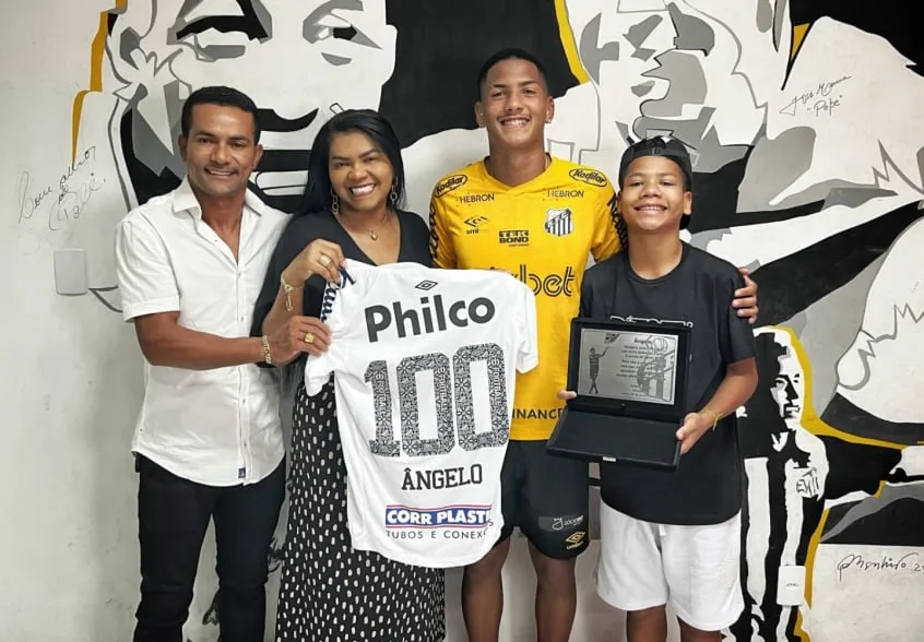 Ângelo celebra 100 jogos com a camisa do Peixe
