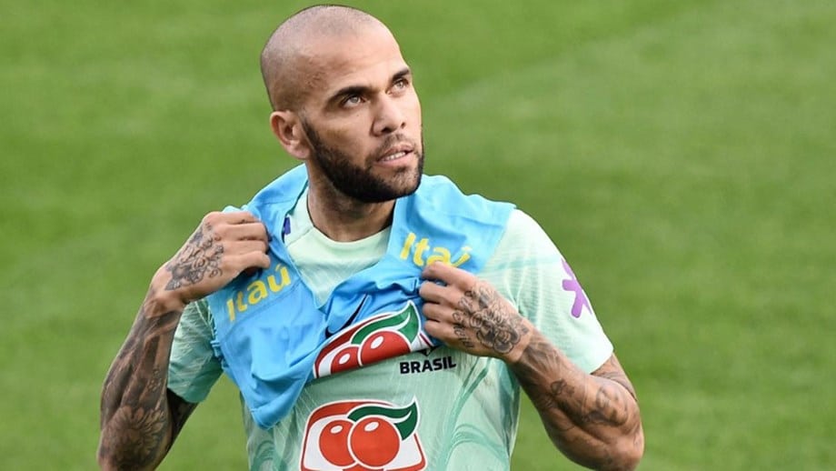 Site espanhol revela trechos do depoimento da mulher que acusa Daniel Alves por abuso