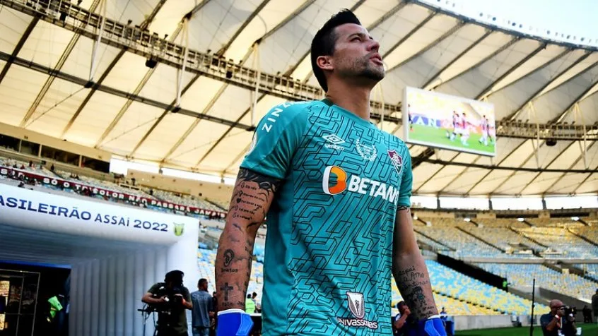 Fábio começa temporada com novo número no Fluminense; confira