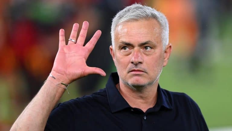 Mourinho responde convite da Seleção Brasileira