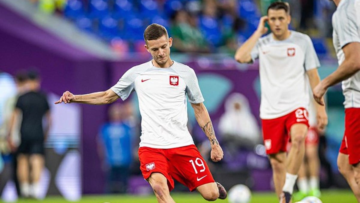 Seleção da Polônia pode ser comandada por Gerrard. Foto: Reprodução / Twitter Seleção Polonesa