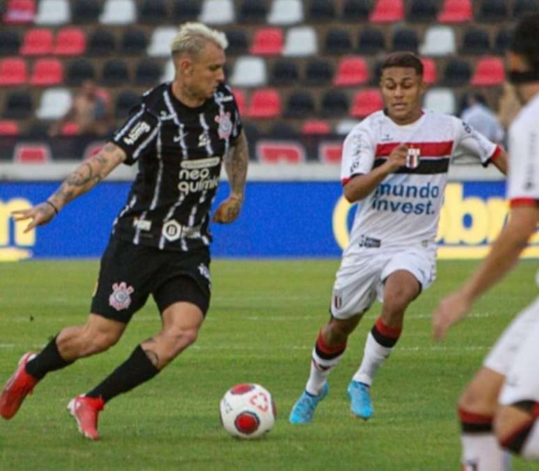 Botafogo-SP encara Corinthians com missão de quebrar tabu duplo