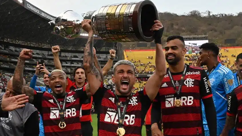 Arrascaeta completa 200 jogos com a camisa do Flamengo; confira os números do jogador