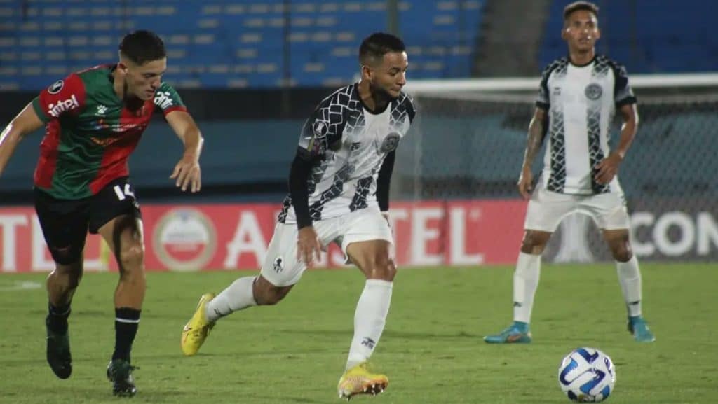Zamora x Boston River volta a se enfrentar na Libertadores. Foto: Reprodução / Twitter @ZamoraFutbolC
