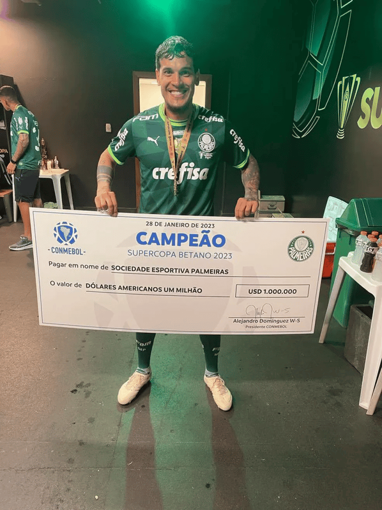 Palmeiras recebe premiação milionária da CONMEBOL