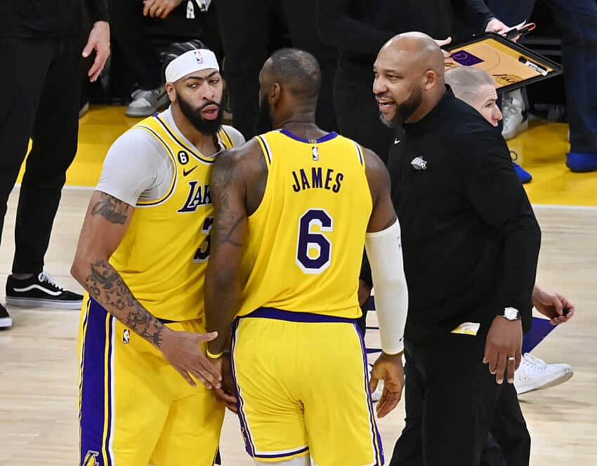 PISTOLOU? Astro dos Lakers vai embora antes do final do jogo e atitude chama atenção