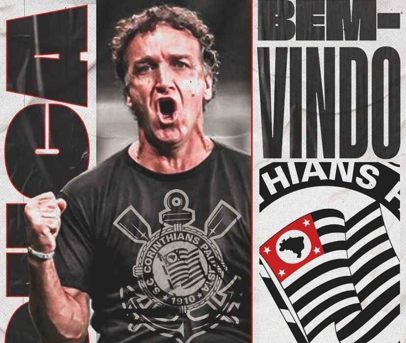 Torcida corintiana protesta contra contratação de Cuca