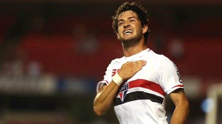 Trajetória milionária: descubra a fortuna de Alexandre Pato