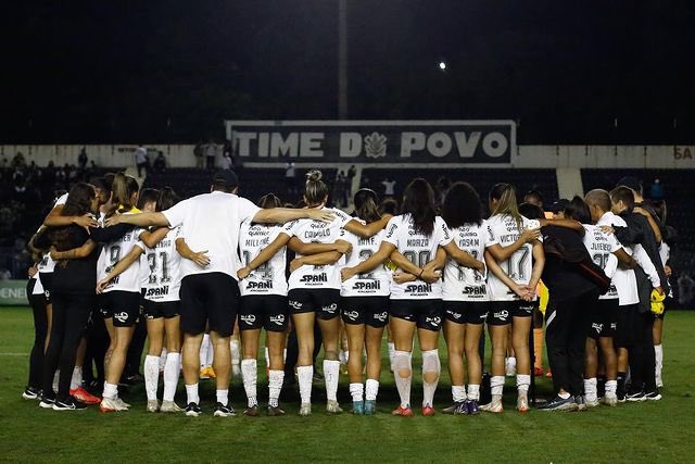 Técnico do Corinthians Feminino diz que jogadoras foram ameaçadas