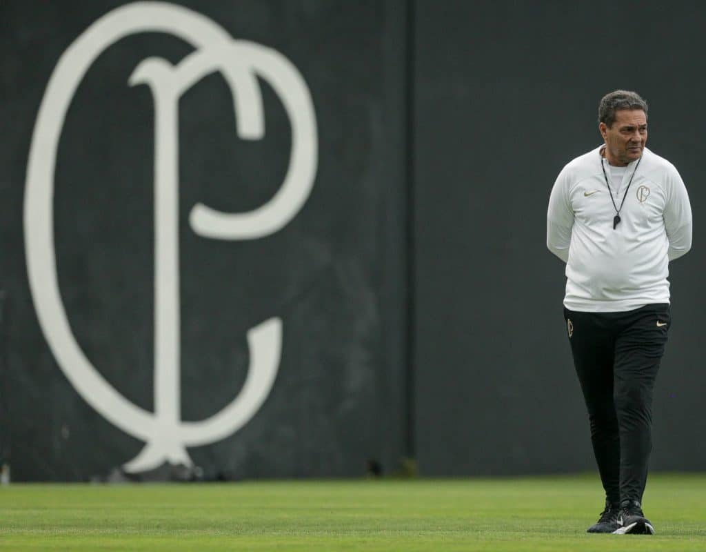 VOU COMPRAR BRIGA? Luxemburgo dá opinião forte e é definitivo sobre situação de Luan no Corinthians