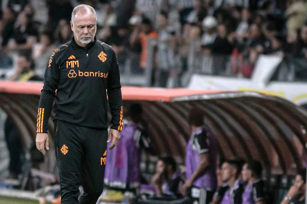 SURREAL! Média de treinadores do Internacional é IMPRESSIONANTE e preocupa torcida