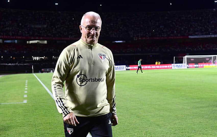 “É do São Paulo. Tá fechado”, Lionel Messi assina contrato com o clube paulista