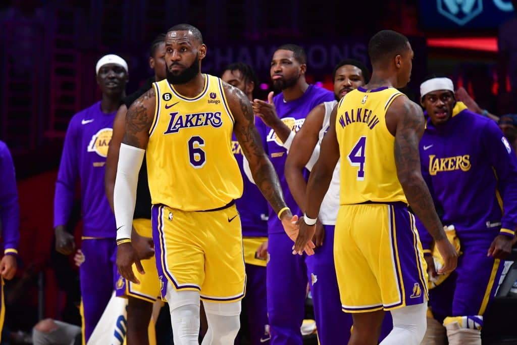 Vai parar? Depois de varrida, astro dos Lakers fala sobre aposentadoria