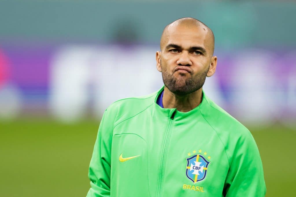 Quarentou no xilindró! Preso, Daniel Alves recebe mensagem de aniversário da ex