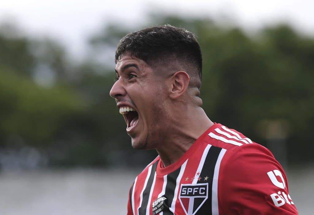 Foto: (Divulgação/Rubens Chiri/saopaulofc.net) - Alan Franco foi criticado pela torcida do São Paulo