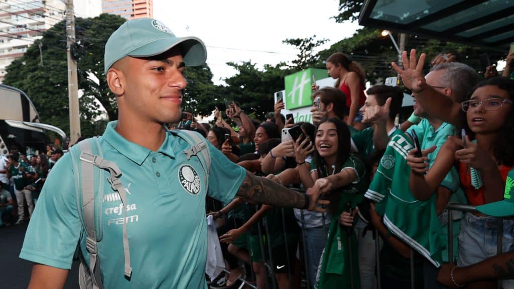 BOMBA! Venda de Giovani abre caminho para reforço dos sonhos desembarcar no Palmeiras