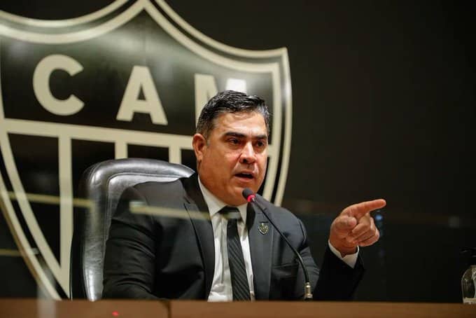 Na bronca! Ex-presidente do Atlético-MG aponta um único culpado na eliminação diante do Corinthians; confira