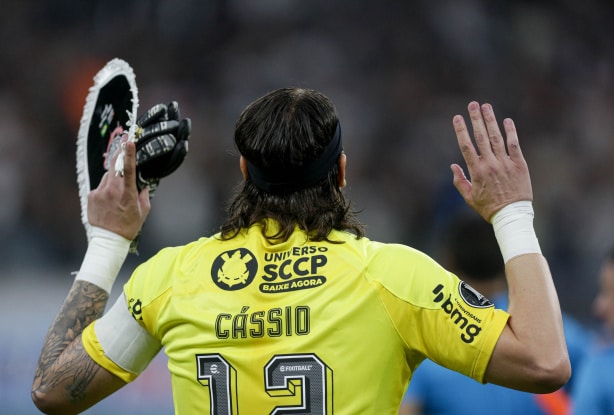 "Fizemos jogos diferentes", Cássio destaca evolução do Corinthians após a pausa para a Data Fifa