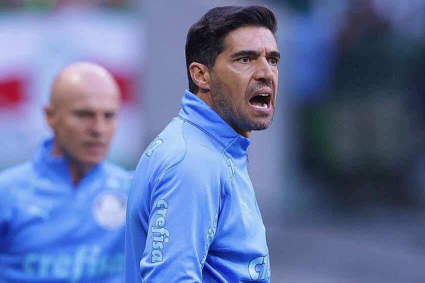 "É um louco", diz jornalista sobre Abel Ferreira