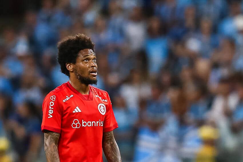 GIGANTE! Luiz Adriano comanda vitória do Internacional e mostra desempenho MONSTRUOSO