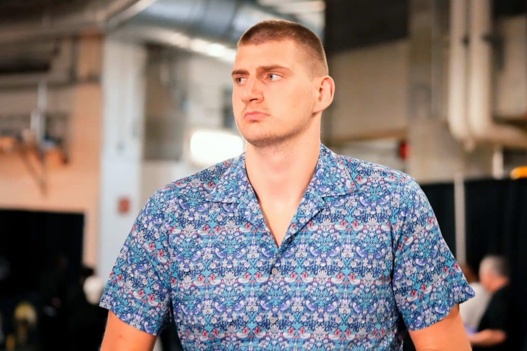 INACREDITÁVEL! Reação de Jokic após título da NBA deixa fãs malucos