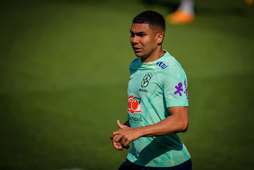 Casemiro apresenta números IMPRESSIONANTES em relação a adversário do Brasil