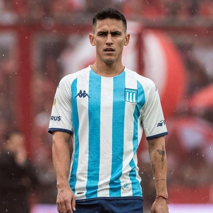 Vem… mas não agora! Gigante paulista fecha acordo com meia do Racing e faz comunicado